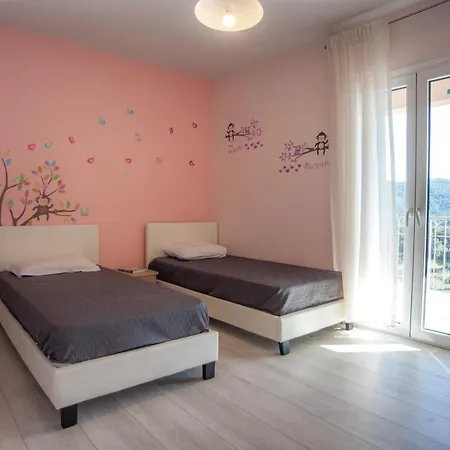 펜션 3 Storey House,Close To The Sea -Efi'S House Riza (Cephalonia)