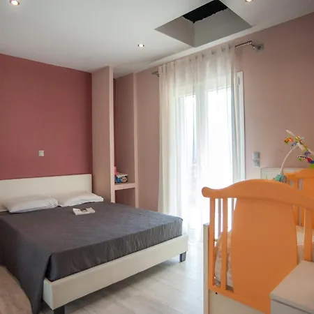 3 Storey House,Close To The Sea -Efi'S House Dom wakacyjny *